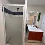 Confort, Parking Et Privee * 몽레조