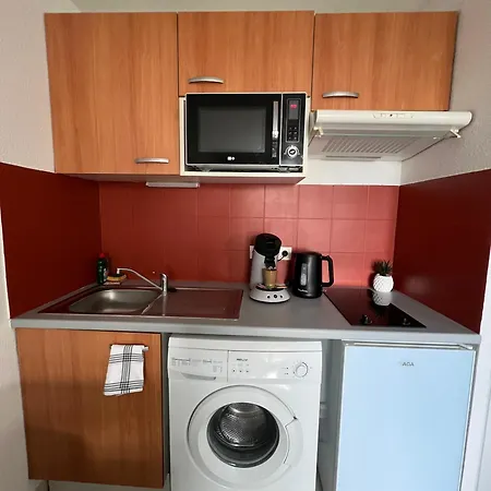 شقة Confort, Parking Et Privee منتريجياو